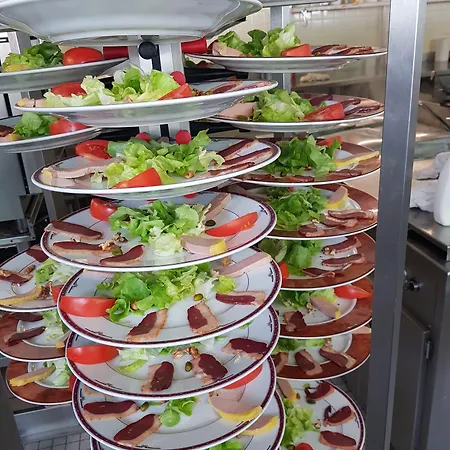 Authentic By Balladins - Rodez / Le Segala 3* Baraqueville