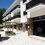 Authentic By Balladins – Rodez / Le Ségala Hotel Baraqueville