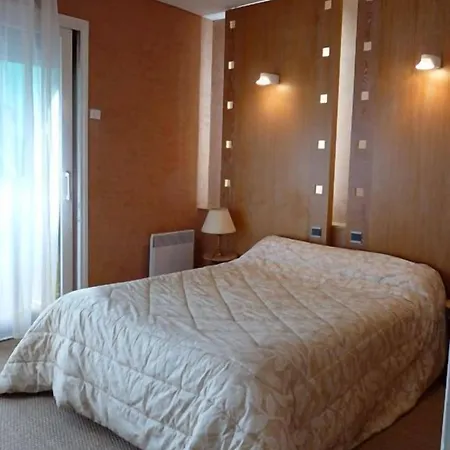 ホテル Authentic By Balladins - Rodez / Le Segala