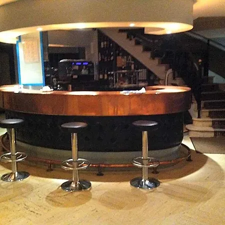 Authentic By Balladins - Rodez / Le Segala 3* Baraqueville
