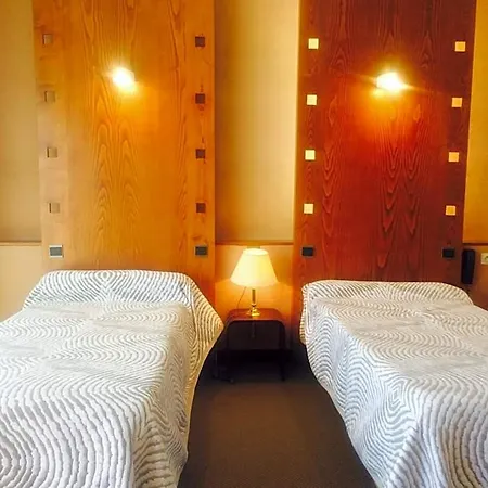 Authentic By Balladins - Rodez / Le Segala 3* Baraqueville