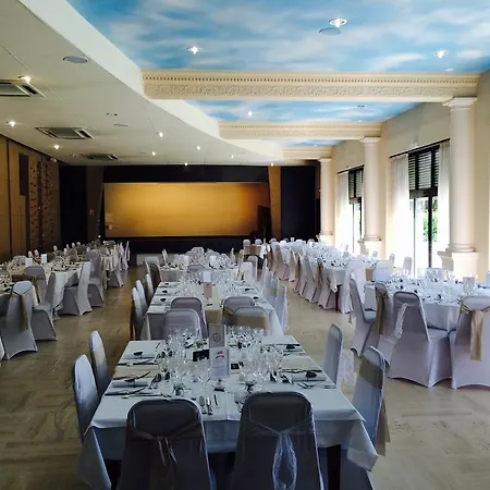 Authentic By Balladins - Rodez / Le Segala 3*