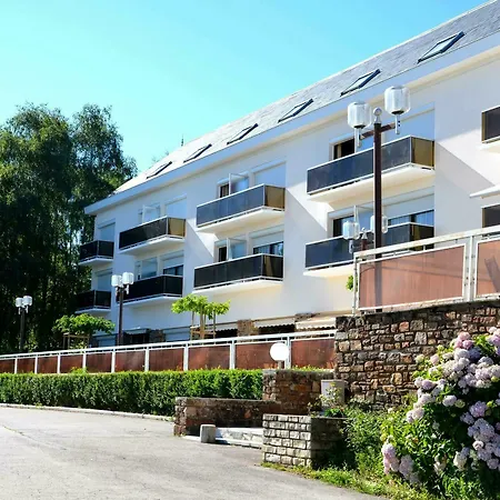 Authentic By Balladins – Rodez / Le Ségala Hotel Baraqueville