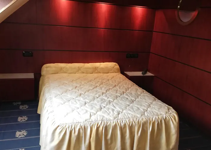 Hotel Authentic By Balladins - Rodez / Le Segala 3*